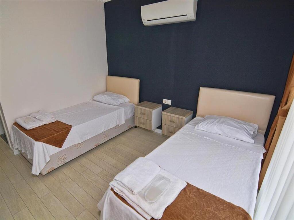 Airport Guelluek Otel Milas Buitenkant foto